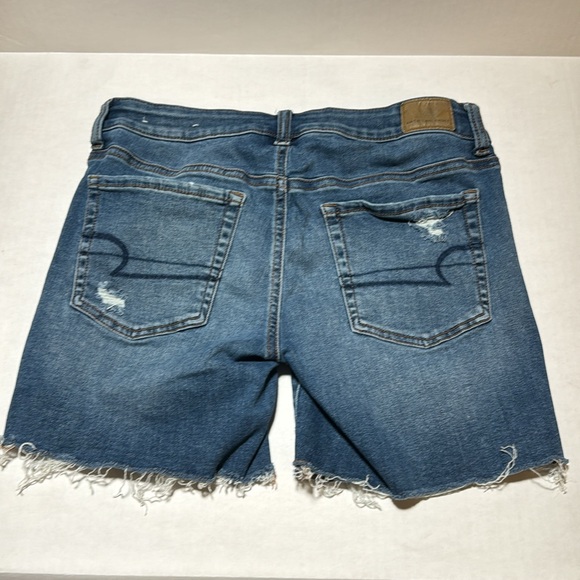 American Eagle denim short size 6 - Picture 2 of 3